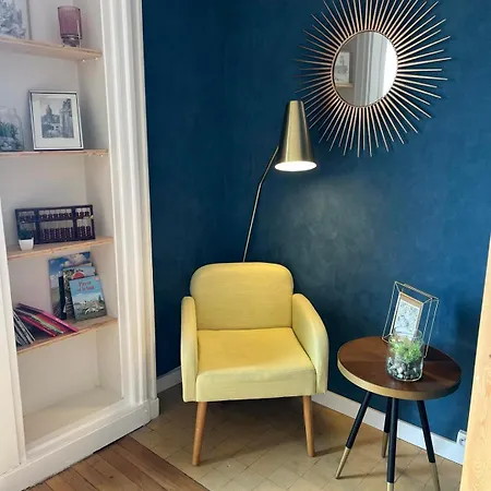 Le Toit Des Voyageurs Apartment *